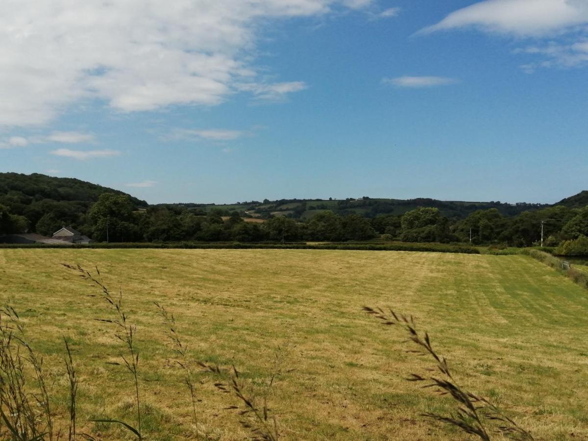 Coed Y Brenin Retreat - Bell Tent Glamping Near Aberaeron Ciliau Aeron Exterior photo